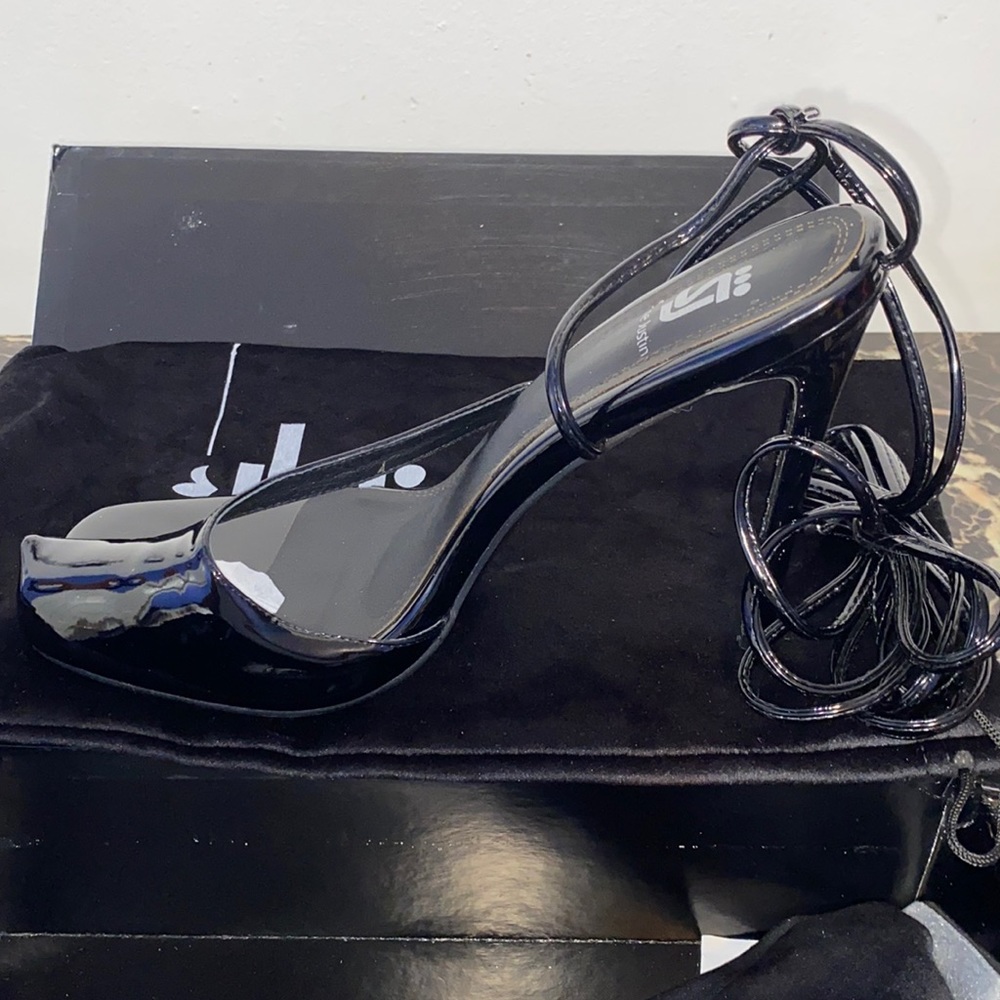Heels. Black. Size 10. Real leather. No Stretch.
